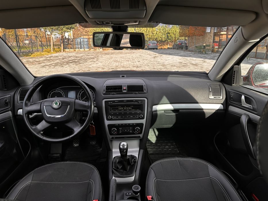 Skoda Octavia A5 гарний стан, ідеальна техніка, добра комплектація.