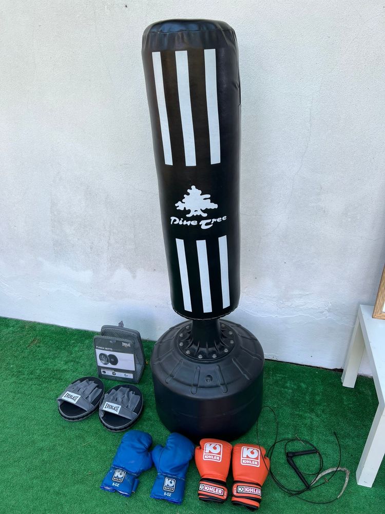 Saco de Boxe Martial Arts + extras