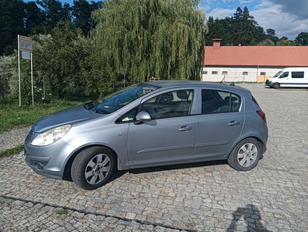 Sprzedam opel corsa D cdti 1.3