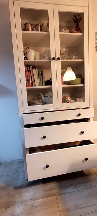 Witryna Hemnes Ikea