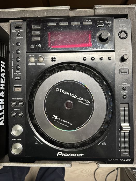 Kit dj com mala - CDJ850 e xone 92