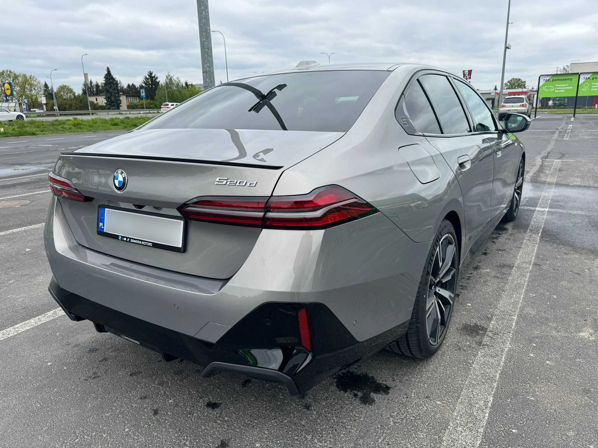 Wynajem długoterminowy BMW 520d G60 M-Pakiet najem