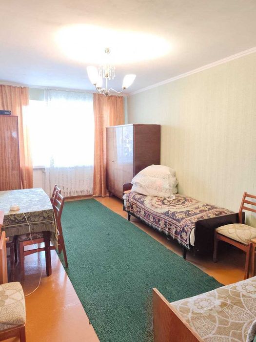 Продам 2к квартиру в м. Бар по вул. Героїв Майдану (р-н винного бару)