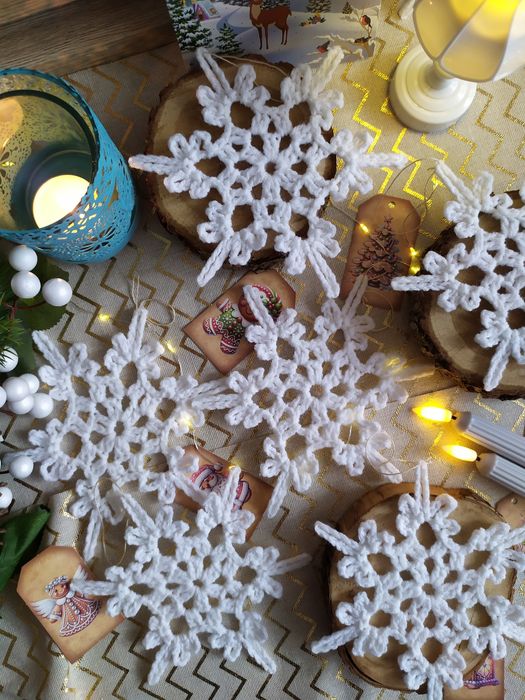 Śnieżynki szydełkowe 5 szt rękodzieło na choinkę ozdoby