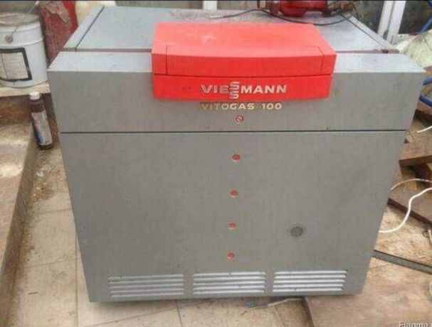 Газовый напольный котел отопления
Viessmann Vitogas 100 на запчасти