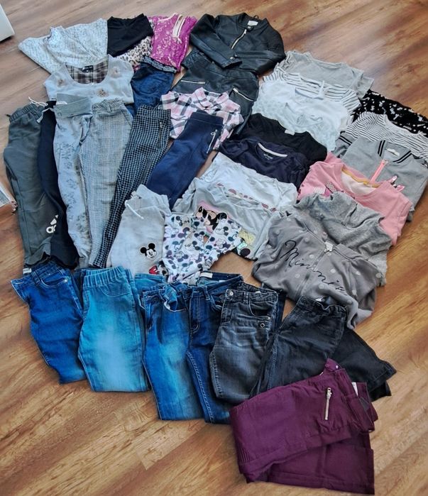 Zestaw dziewczynka r. 146