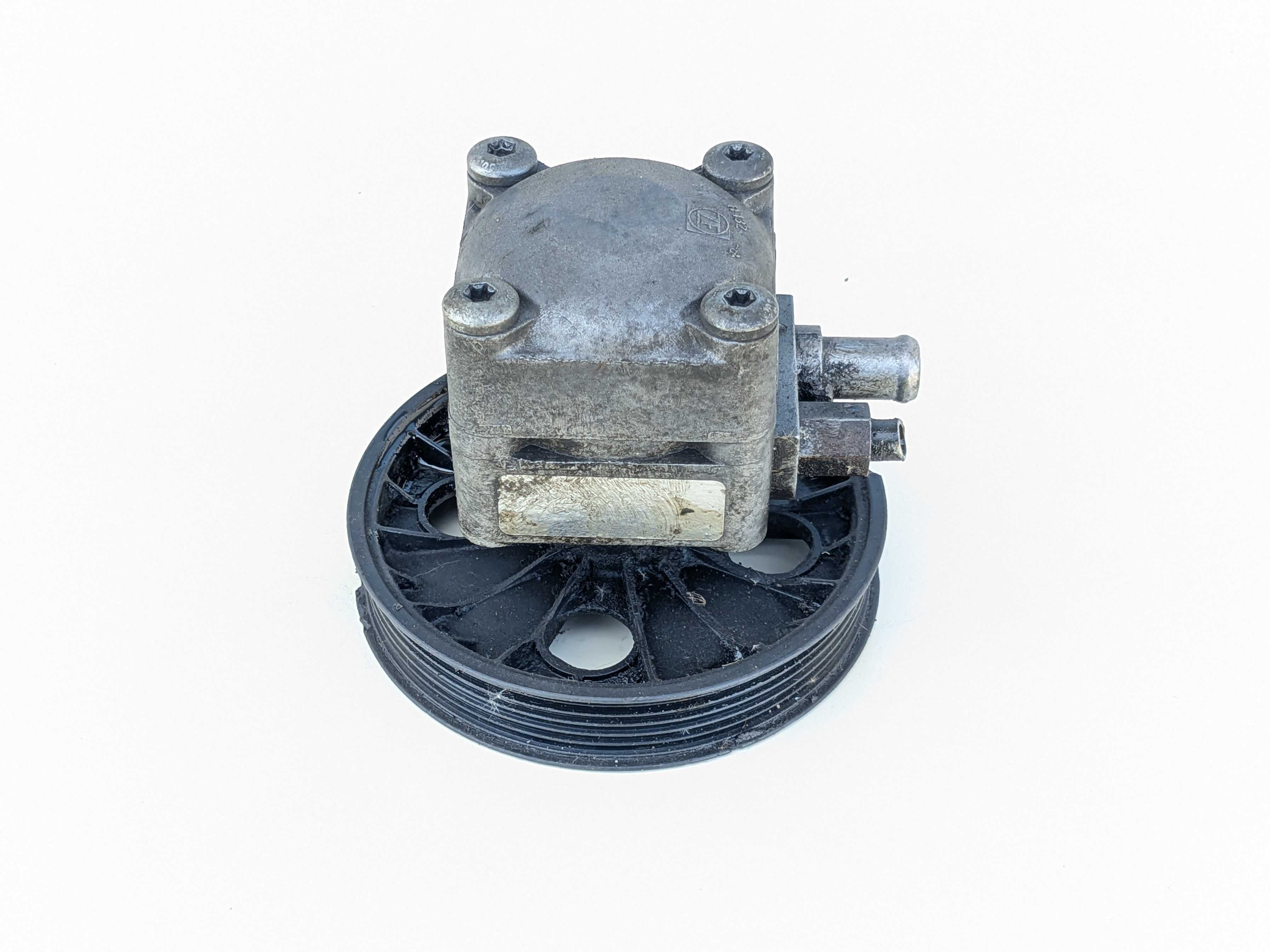 Насос ГУР Volvo C70 I S60 I S70 S80 I V70 I II XC70 XC90 (1)