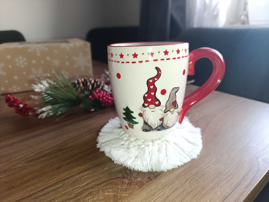 Świąteczna podkładka pod kubek handmade makrama biała śnieżynka
