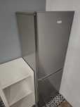 Lodówka srebrna MPM 140 cm