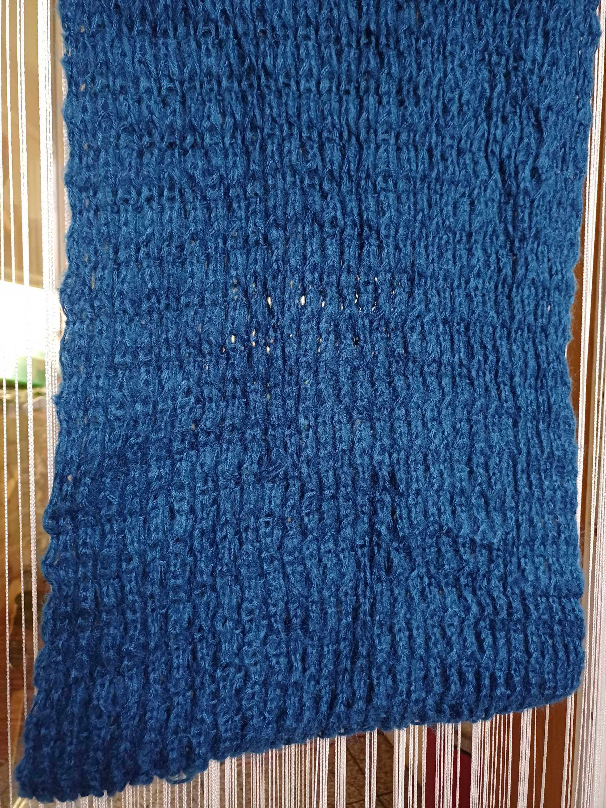Lindo cachecol azul de Inverno, tipo gola