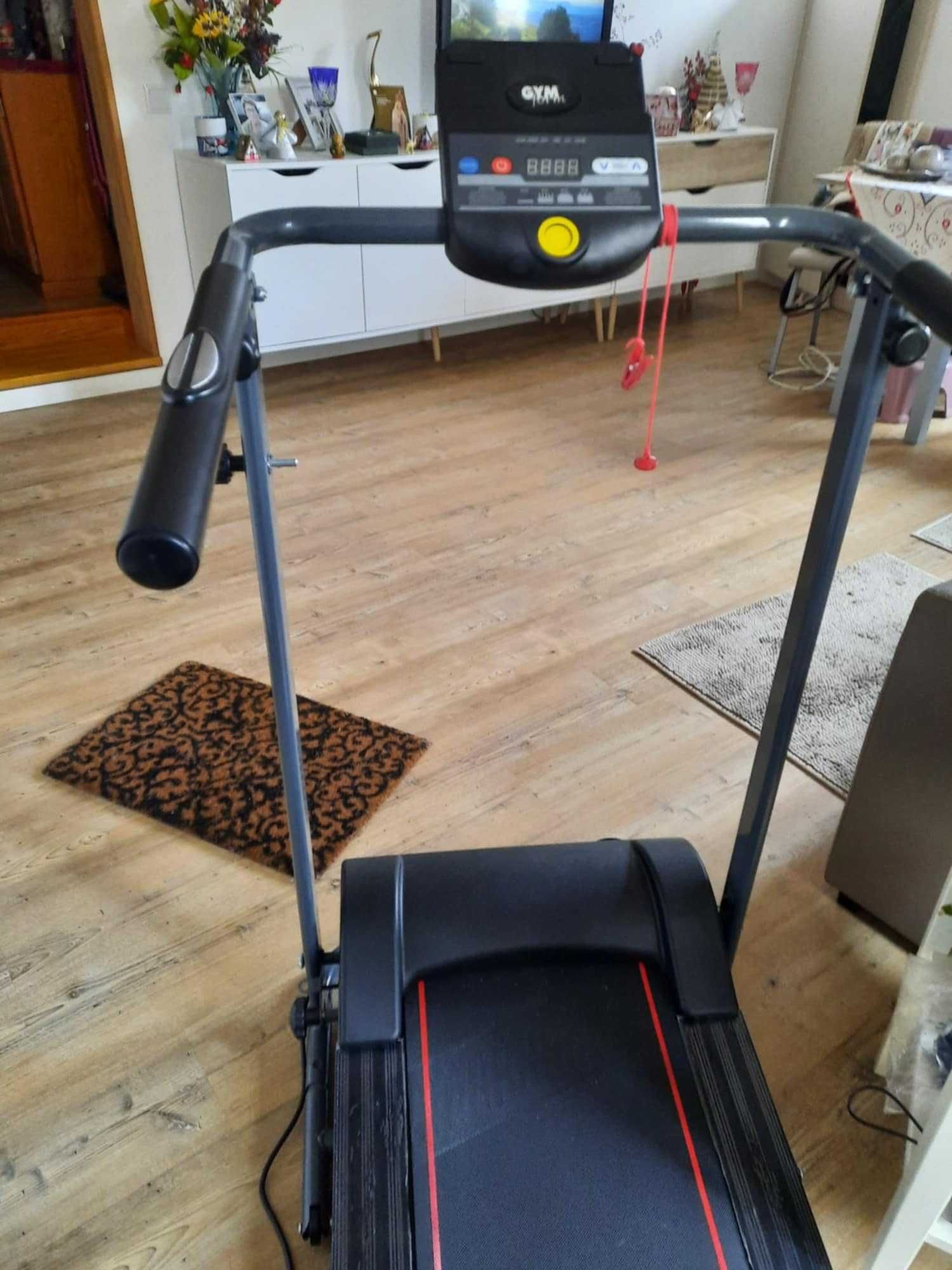 Passadeira de exercício nova com pouco uso