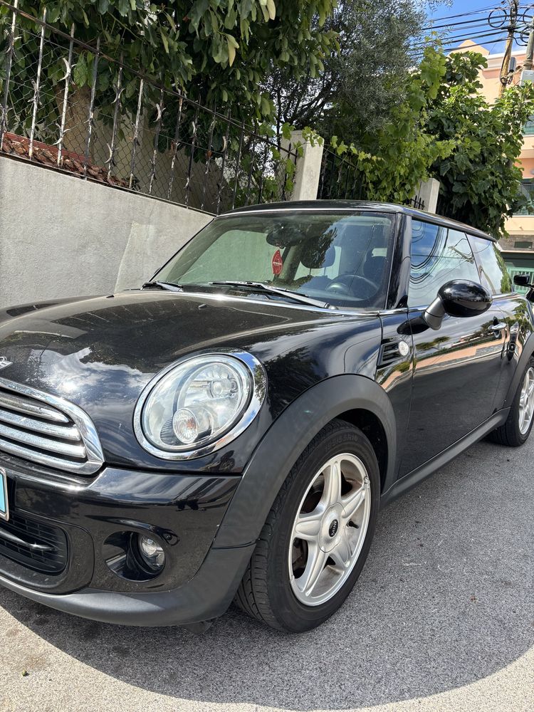Mini Cooper - 1.6