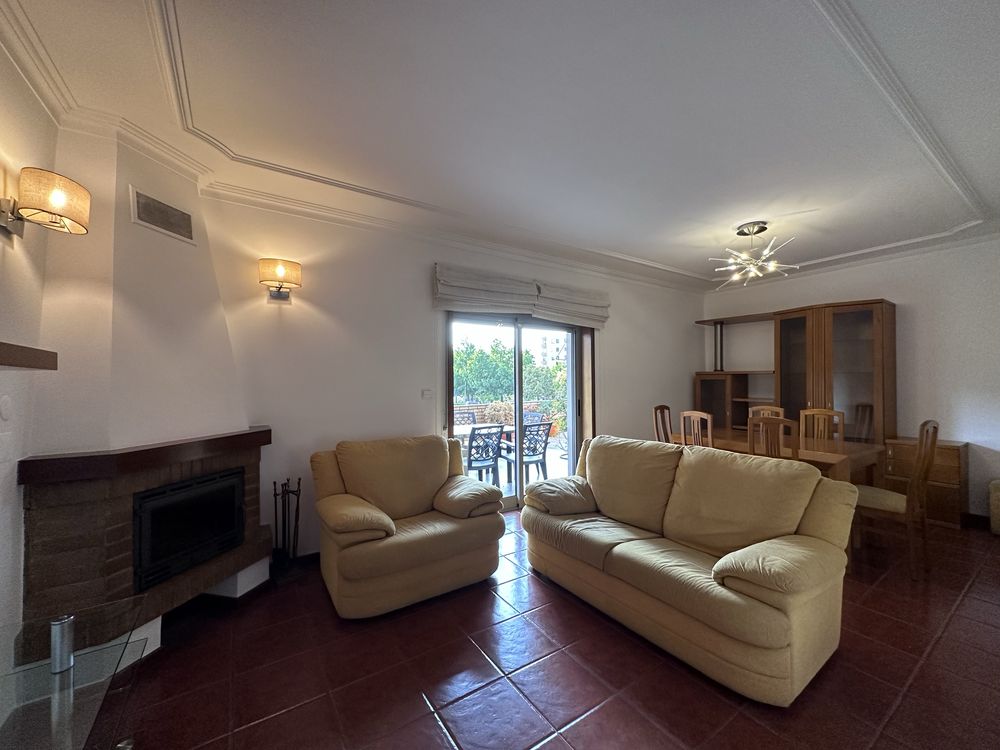 T2 com grande terraço em Lamaçães Braga com garagem individual fechada