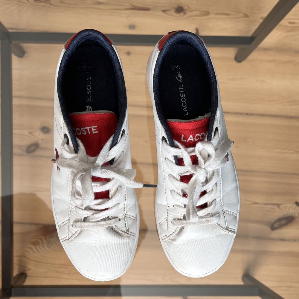 Sneakersy LACOSTE Carnaby Evo białe efektowne r. 35 uk 2,5