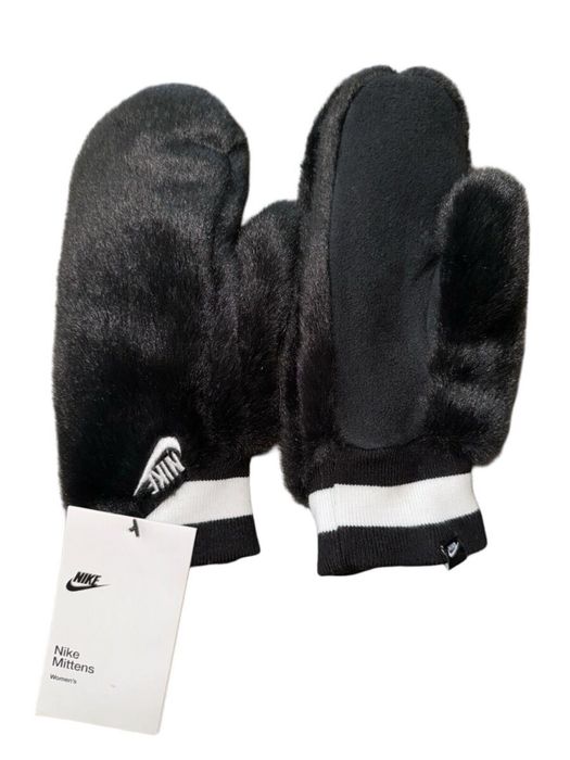 Рукавички Nike, жіночі, розмір M/L.