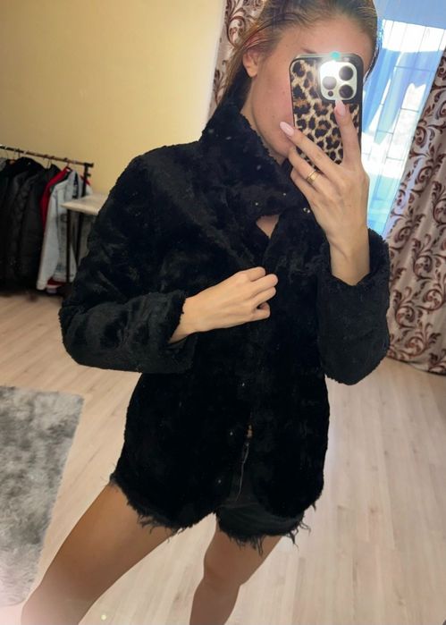 Продам жіночу шубку