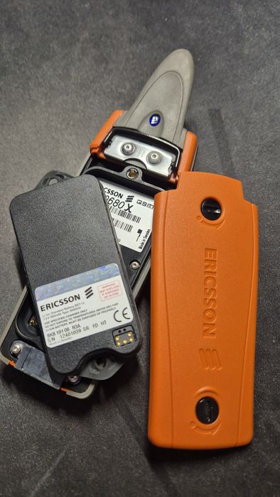 Telefon komórkowy Ericsson R310s