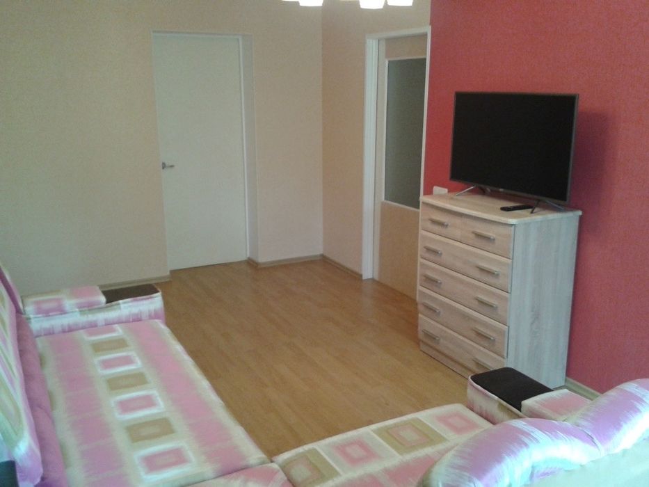 Сдам 2х квартиру на Парковой до лета!