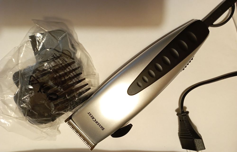 Máquina de cortar cabelo / barba Silvercrest