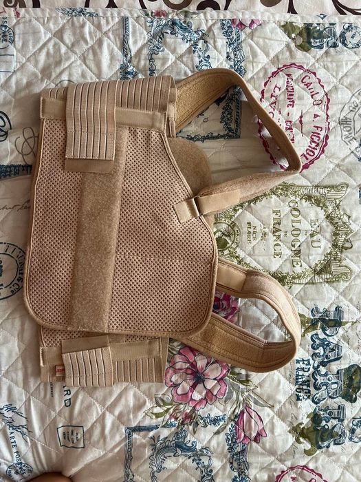 Продам Бандаж нагрудний післяопераційний.