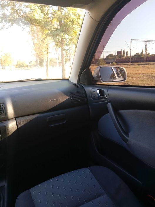 Продам шкода тур 2008 1.6