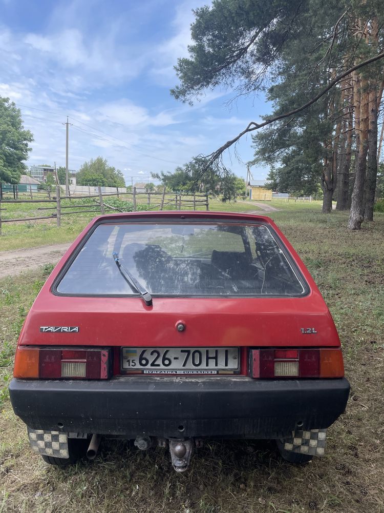 Заз таврія 1102.