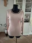 Sweter firmy Taranko.  W bardzo dobrym stanie.