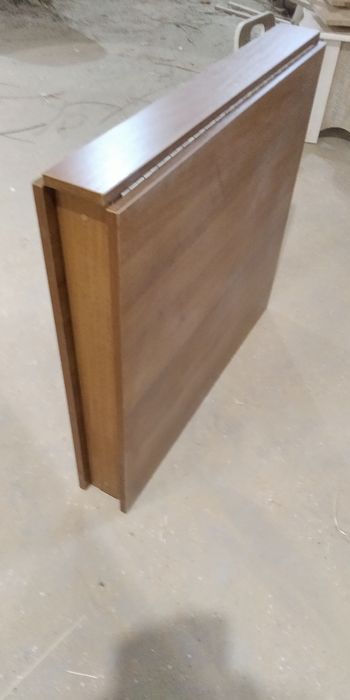 Стіл-книжка розкладний вузький