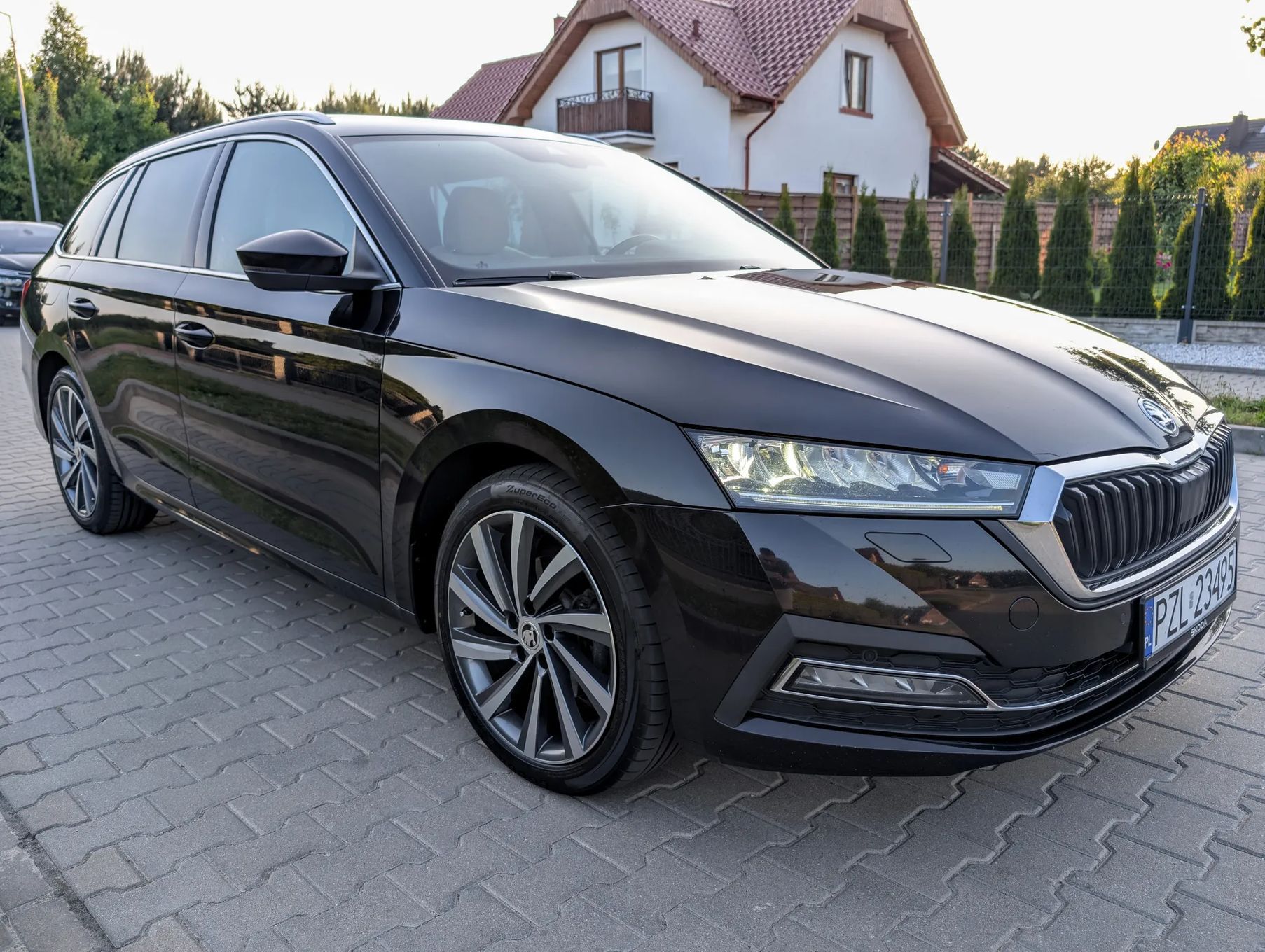 Skoda Octavia Style 2.0 TDI 150KM, DSG, LED, panorama, ambient, ACC, Bliss, hak