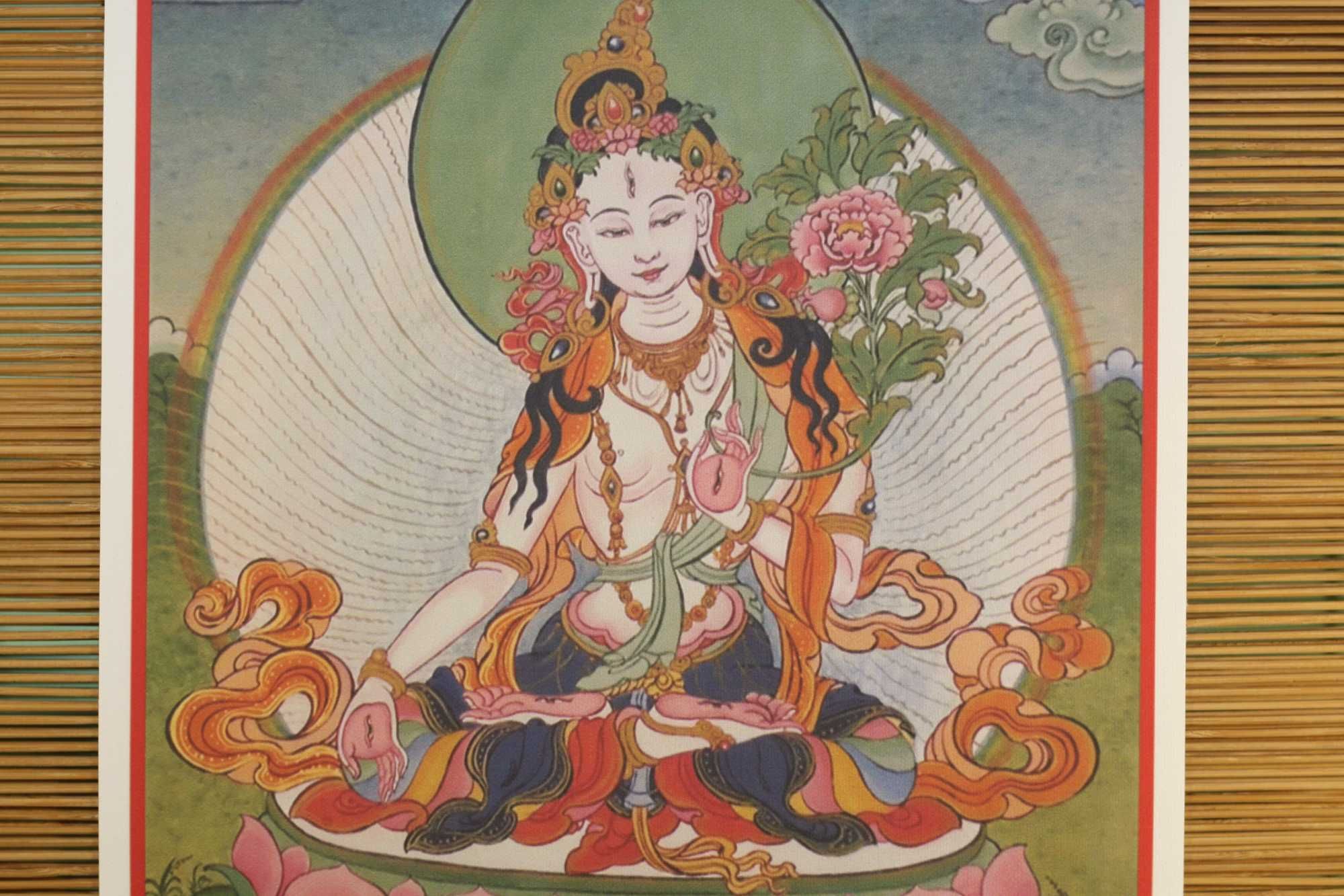 Буддійська тангка Біла Тара
Надруковано на натуральному полотні