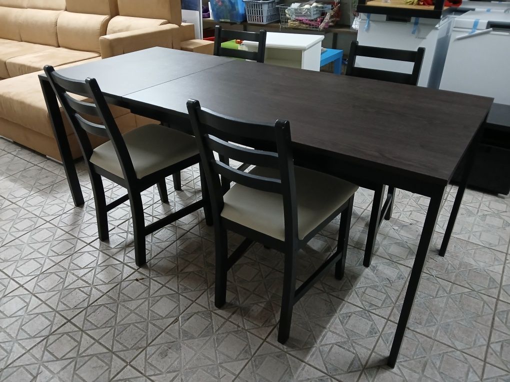 Conjunto Mesa Extensível IKEA-Vangsta + 4 Cadeiras Lerhamn