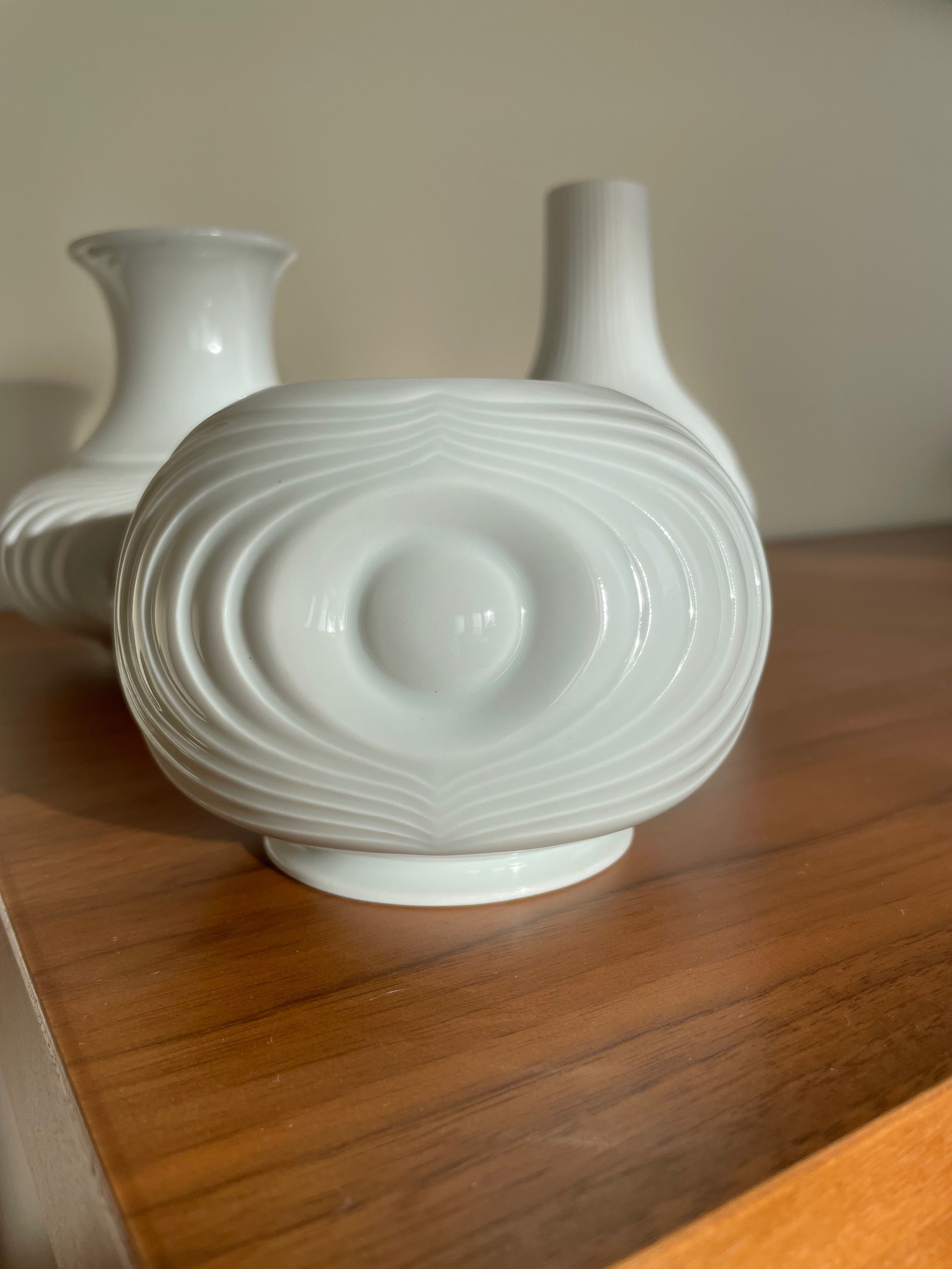 KPM Bavaria Wazon biała porcelana vintage lata 70 Niemcy op-art