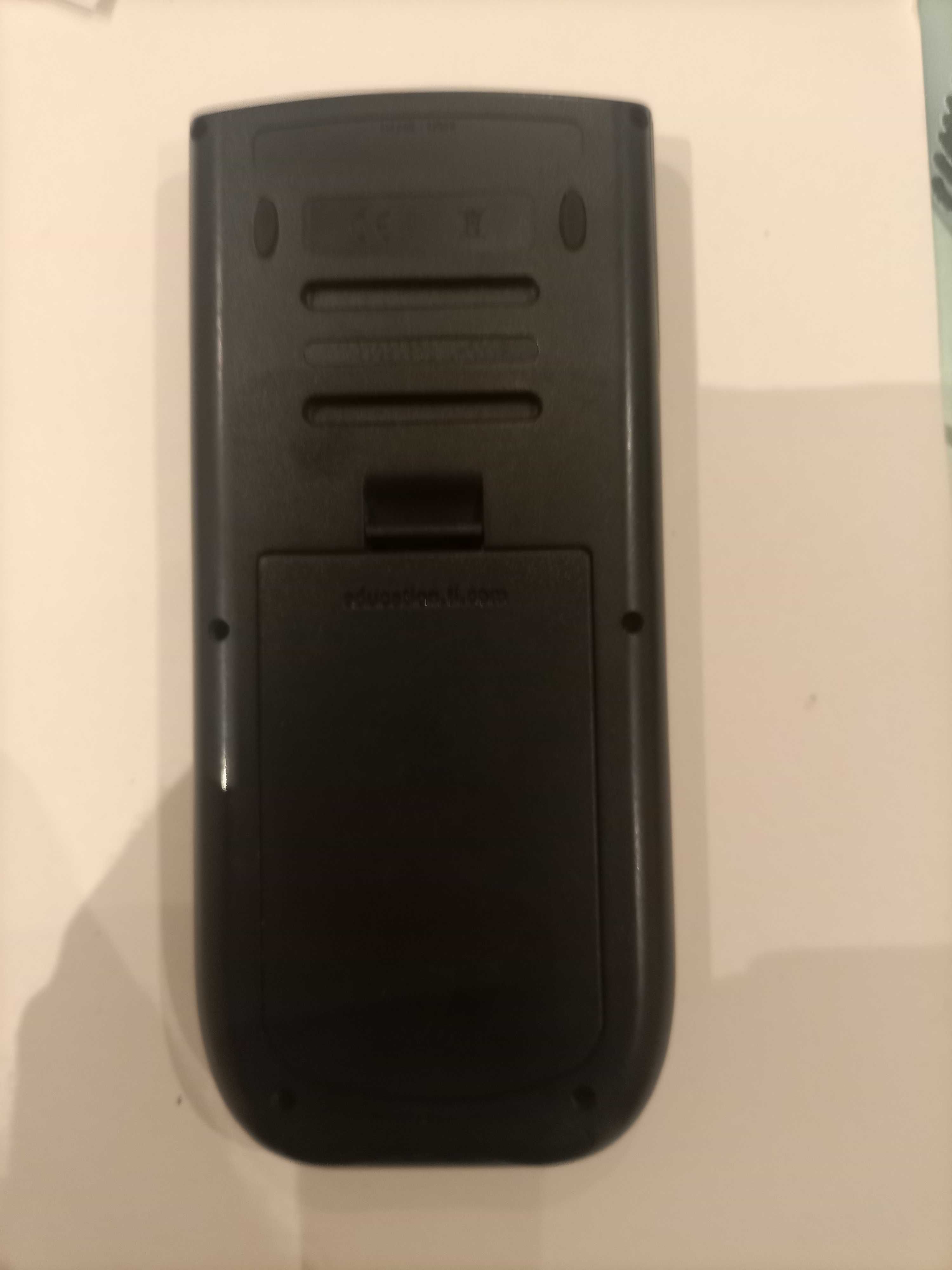 Calculadora gráfica Texas Instruments TI-82 Advanced