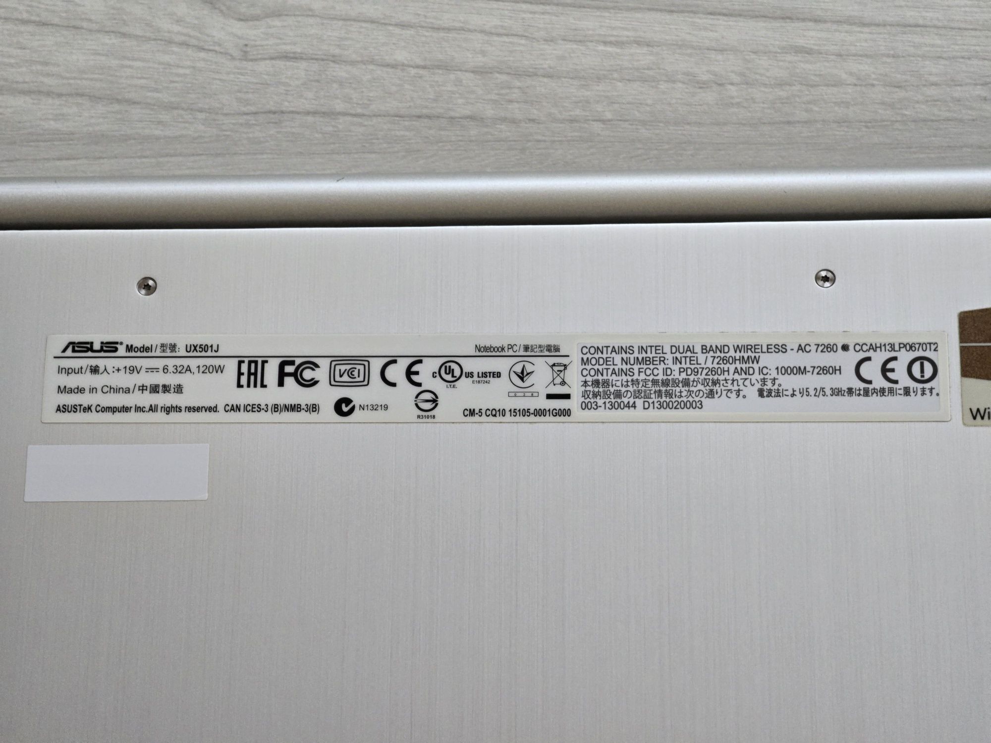 Ноутбук ASUS Zenbook UX501JW на запчастини