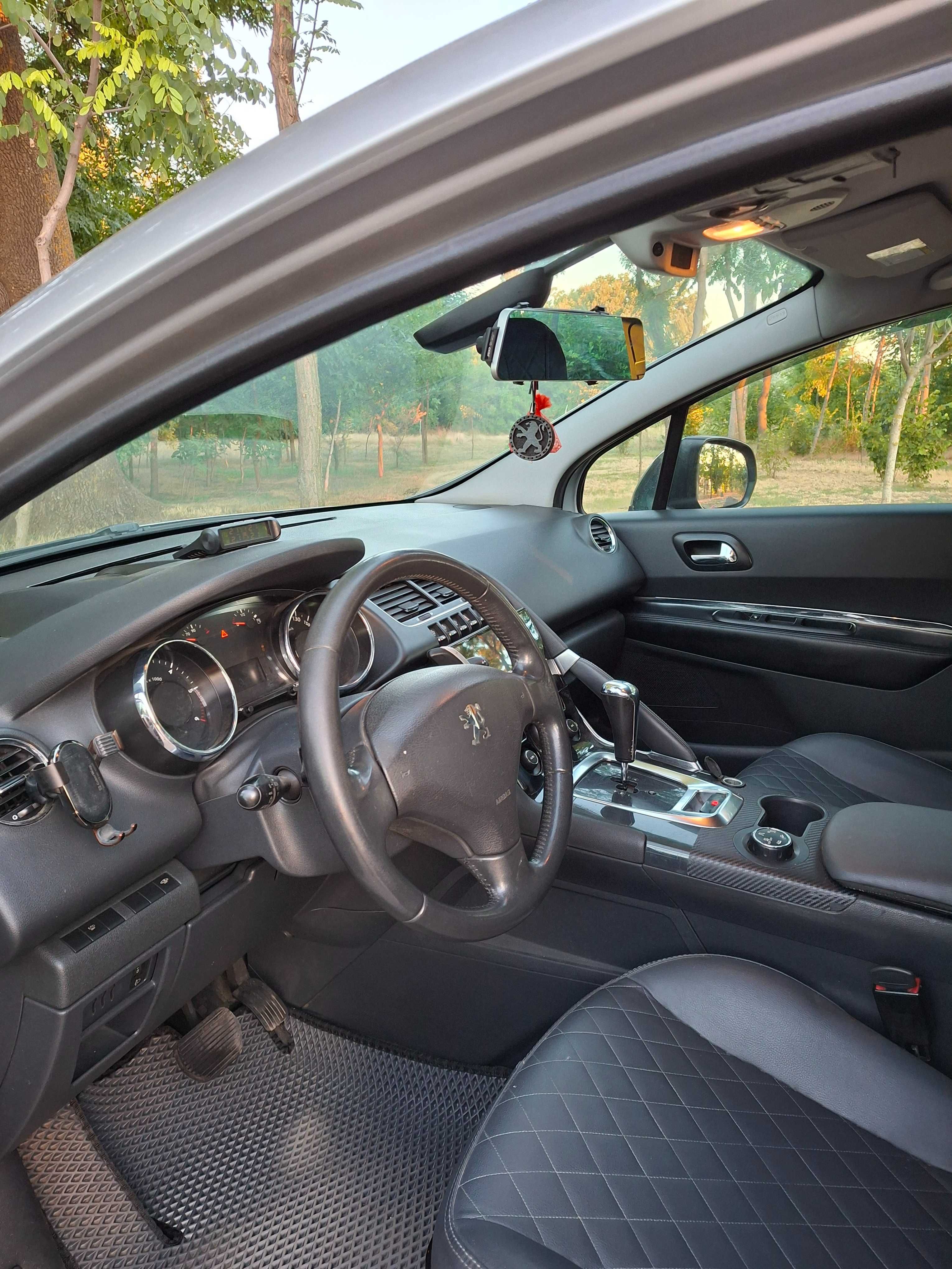 Продаю Peugeot 3008
