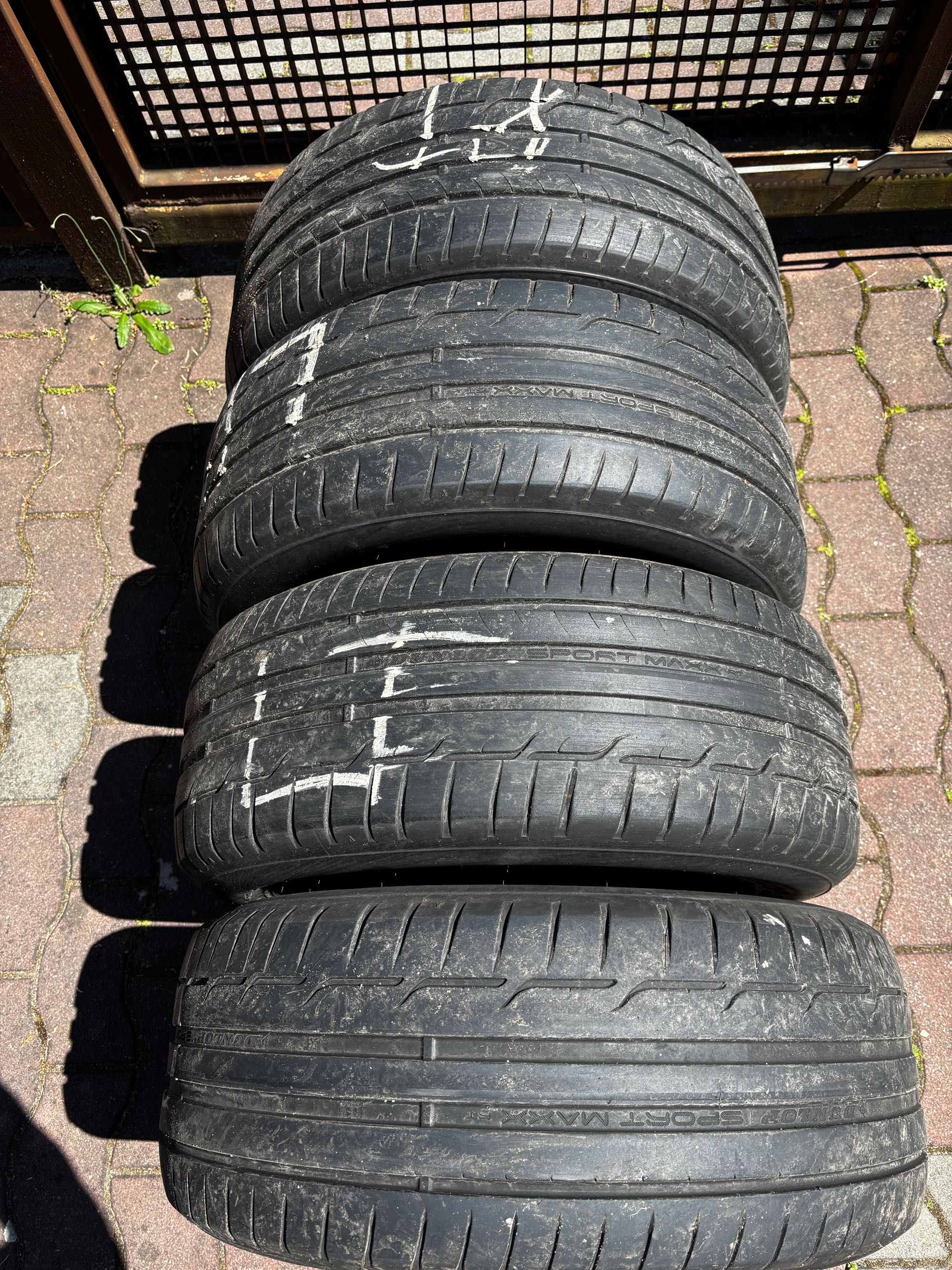 Komplet opon Dunlop Sport Maxx RT 225/55 R16 95Y - Kraków