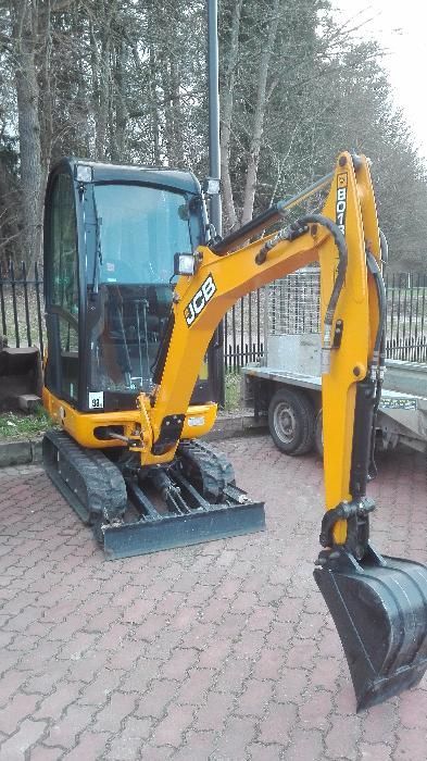 Usługi koparką MINI CAT 301.8 Minikoparka
