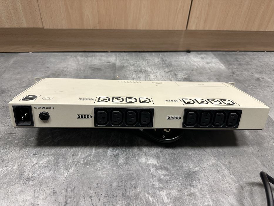 APC- AP9218 + AP9606