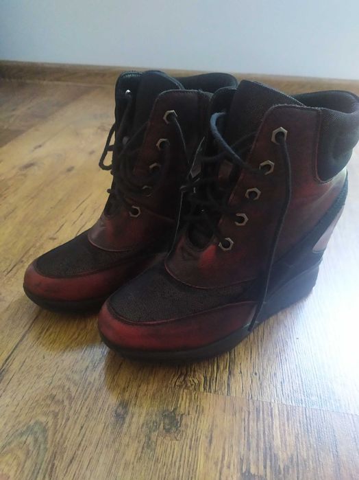 Buty na platformie
