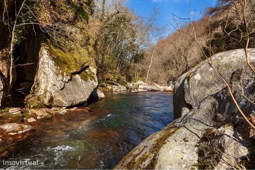 Municipio de Cinfães - 5 moradias para reconstrução