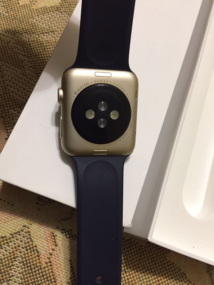 Apple Watch Gold повний комплект