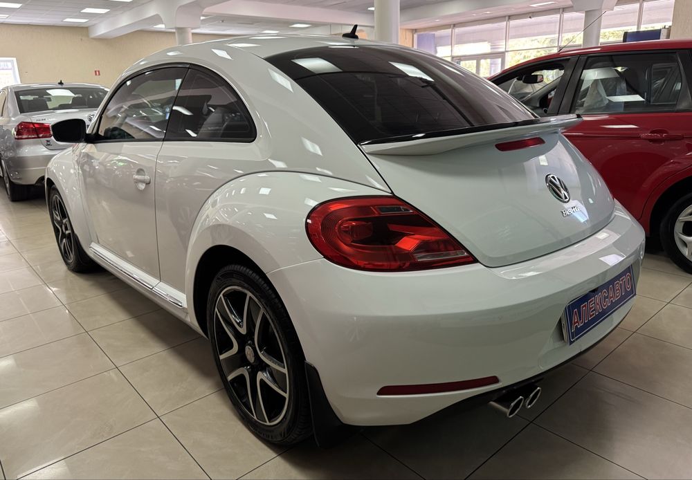 Volkswagen Beetle 2.5МРі 20V 6АКПП 2012 р.в. (170 к.с.)