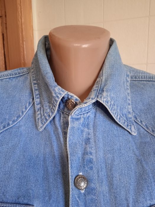 Рубашка джинсовая