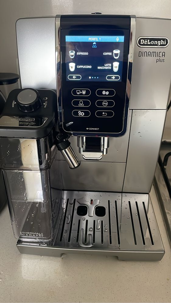 Máquina de café - delonghi dinamica plus