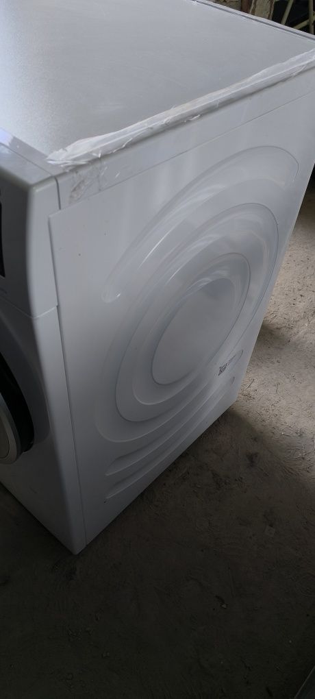Пральна машина (Нова) Bosch WGG244140 Series 6