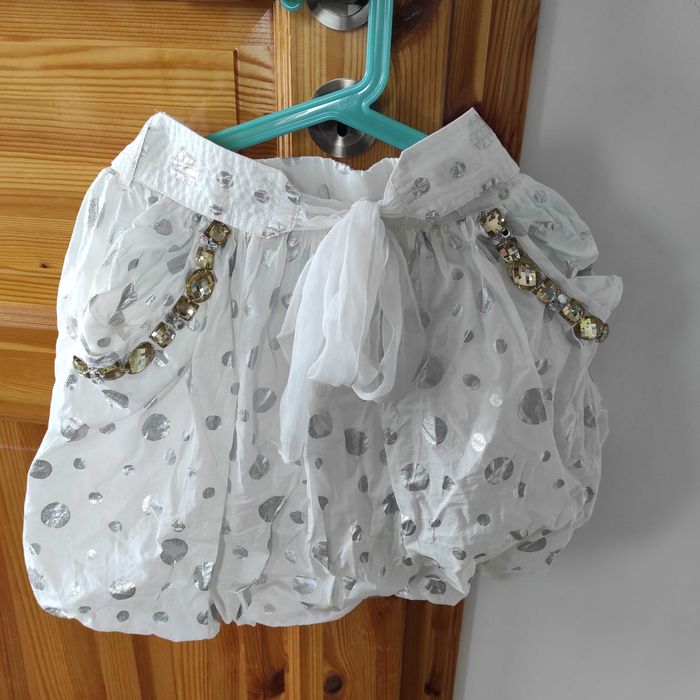 Spódniczka Wójcik 134 i biały kożuszek h&m  128