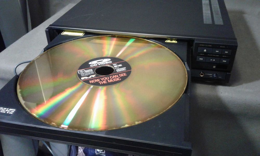 PIONEER CLD- 1200,pilot, odtwarzacz  laser disk