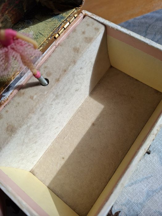 Вінтажна музична Шкатулка балерина