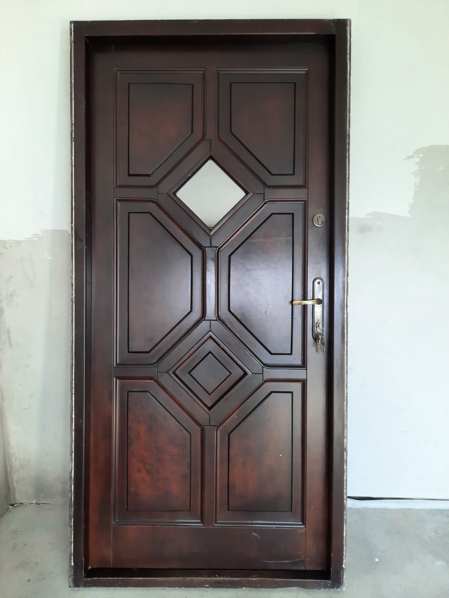 Drzwi wejściowe drewniane z ościeżnicą