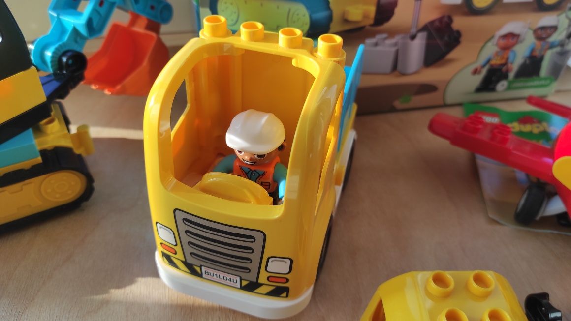 Lego Duplo набор из двух видов